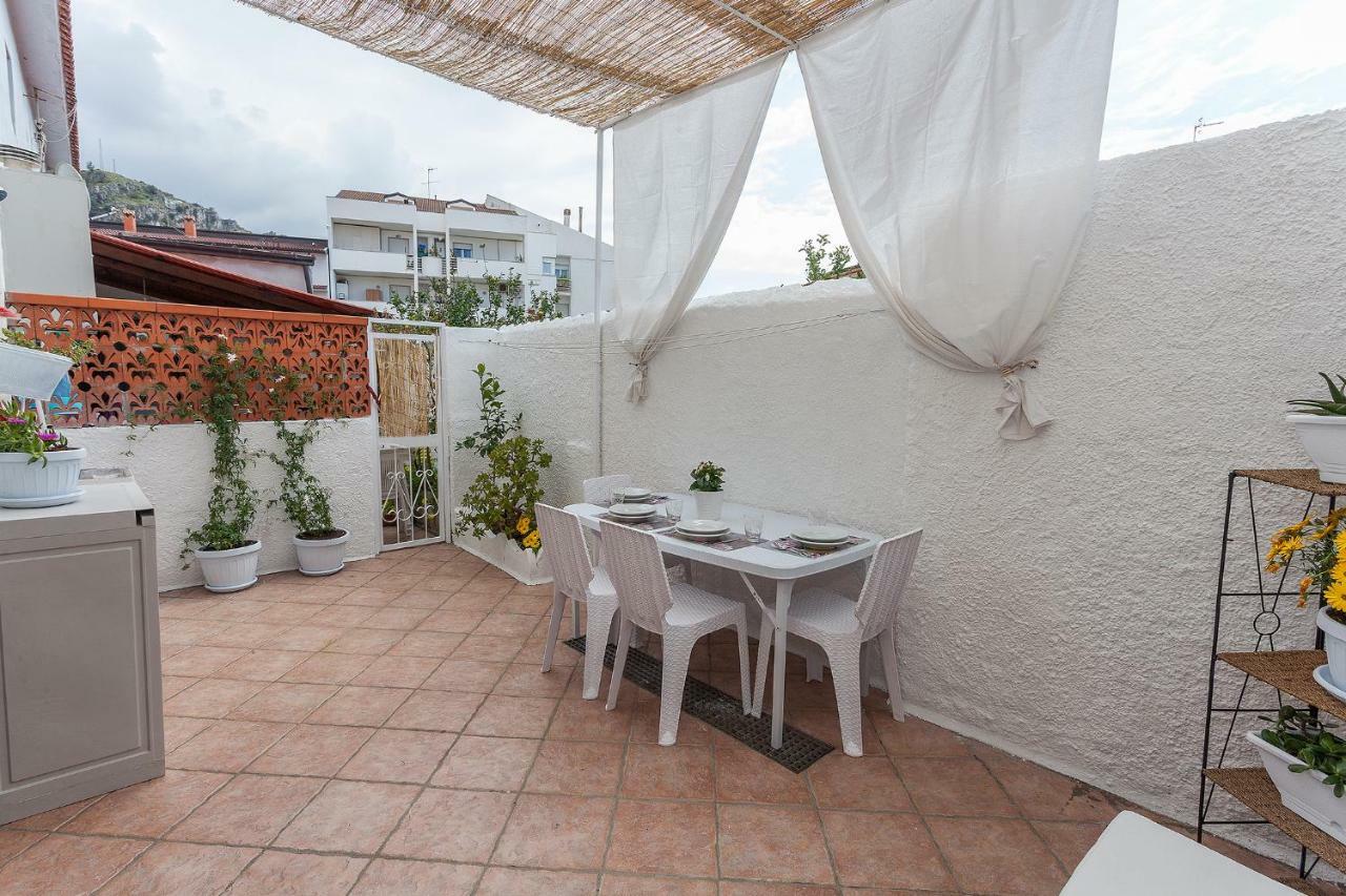 Lulu Marin Casa Vacanze Прая-а-Маре Экстерьер фото